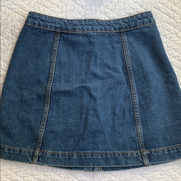 TOPSHOP button front hi waisted denim skirt - Picture 3 of 3